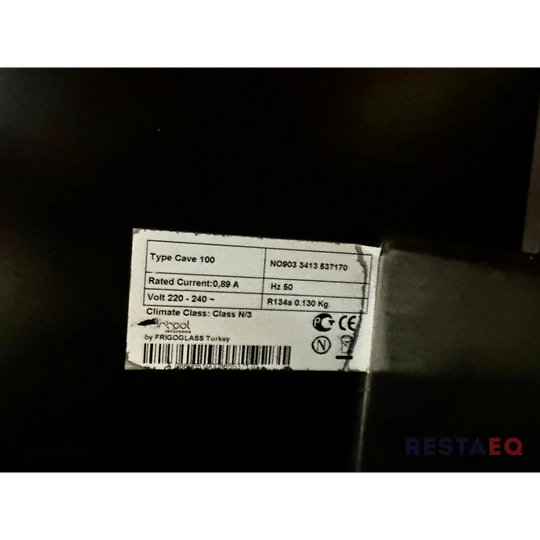 Cave 100 viinikaappi