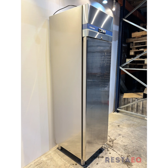 Electrolux pakastin kapea malli PS04R1F - Electrolux