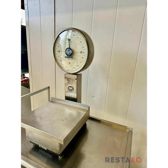 Hieno vaaka kaksipuoleisella näyttötaululla. - Espoon Oy