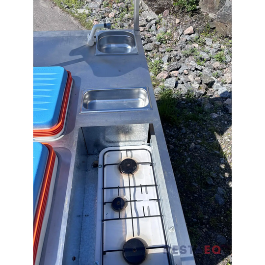 Hot Dog vaunu varusteltuna elintarvikevaatimuksin - RestaEQ