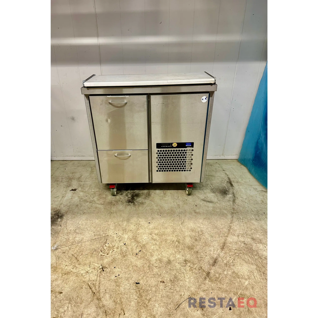 Kylmäkasauspöytä vetolaatikoilla Porkka - Porkka