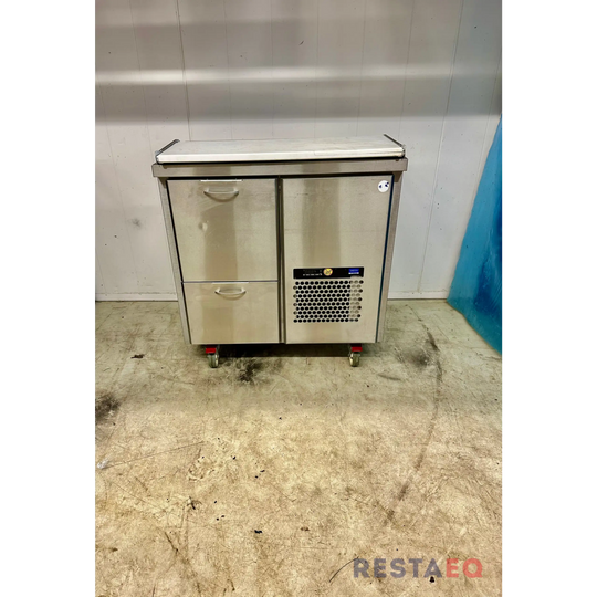 Kylmäkasauspöytä vetolaatikoilla Porkka - Porkka