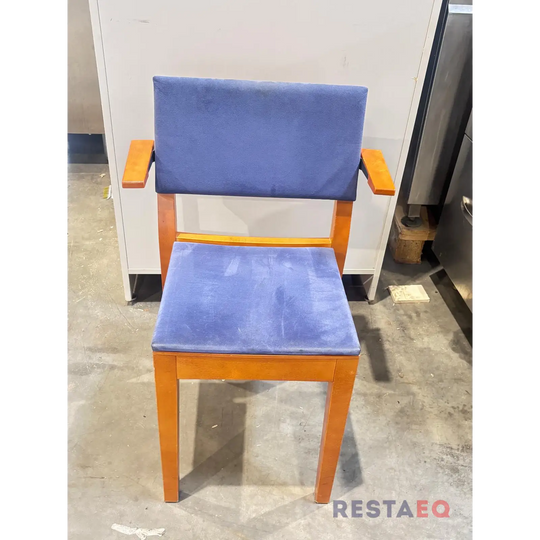 Laadukas ravintolatuoli - Isku