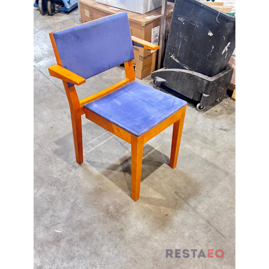 Laadukas ravintolatuoli - Isku