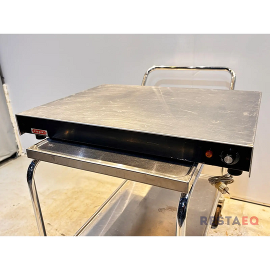 Lämpölevy tuotteiden kasaamiseen tai lämpimänä pitoon 800