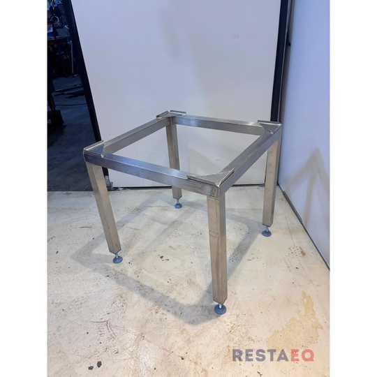 Luukkuastianpesukoneen jalusta - RestaEQ