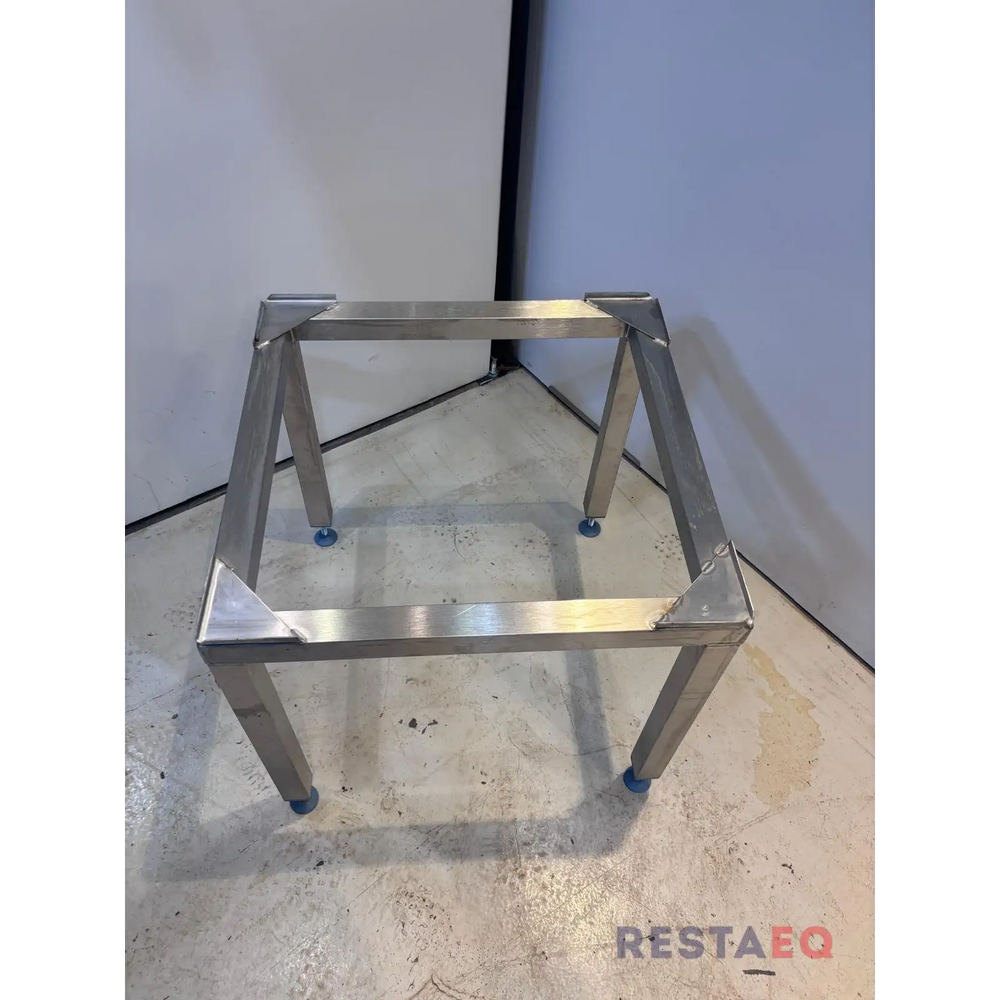 Luukkuastianpesukoneen jalusta - RestaEQ