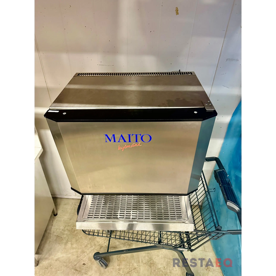 Maito Novo maidon annostelija kahdella annostelijalla -