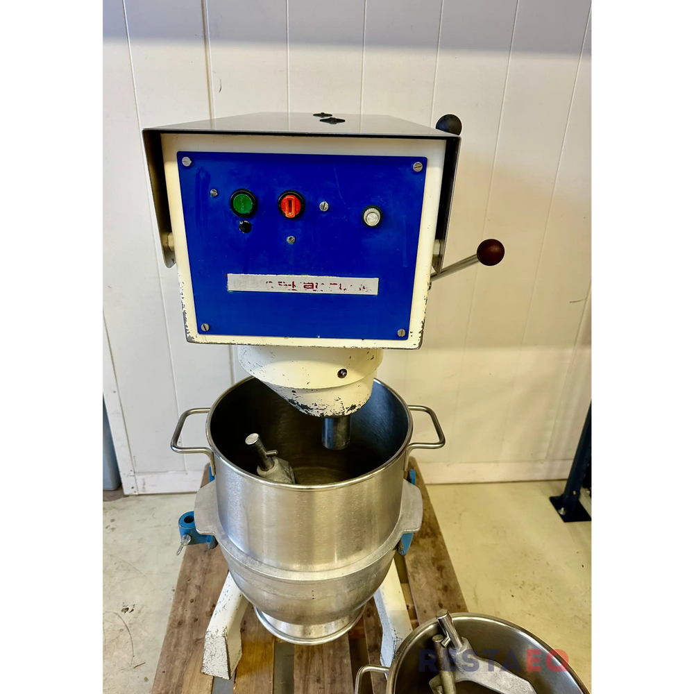 Metos Karhu yleiskone R30