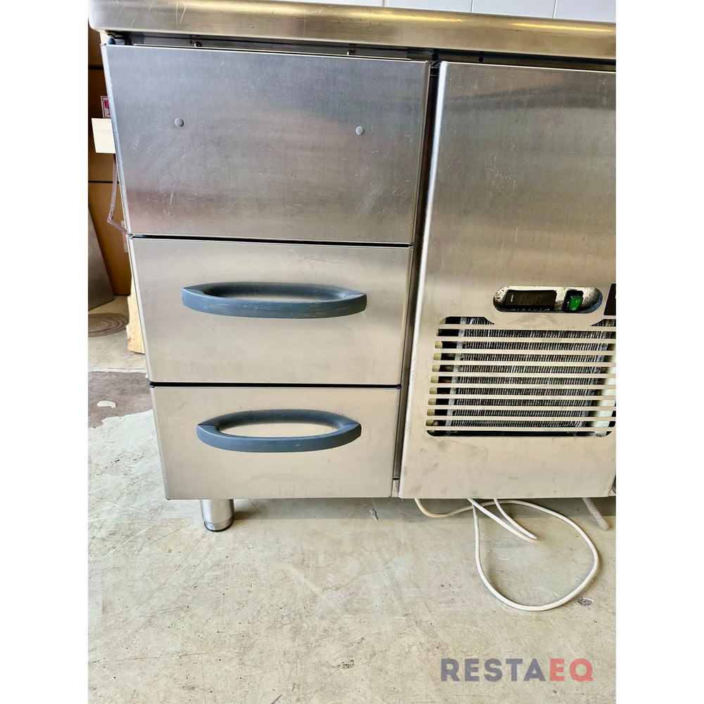 Metos kylmävetolaatikosto kylmäaltaalla 1200