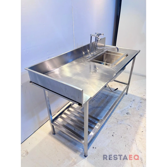 RST allaspöytä esipesusuihkulla 1600 RestaEQ