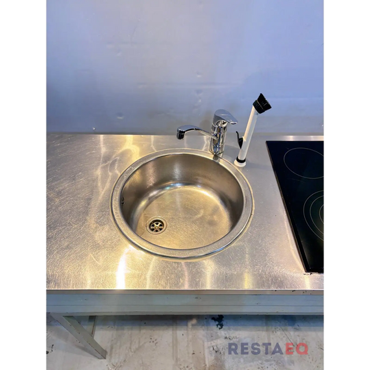 RST-allaspöytä induktiotasolla - RestaEQ