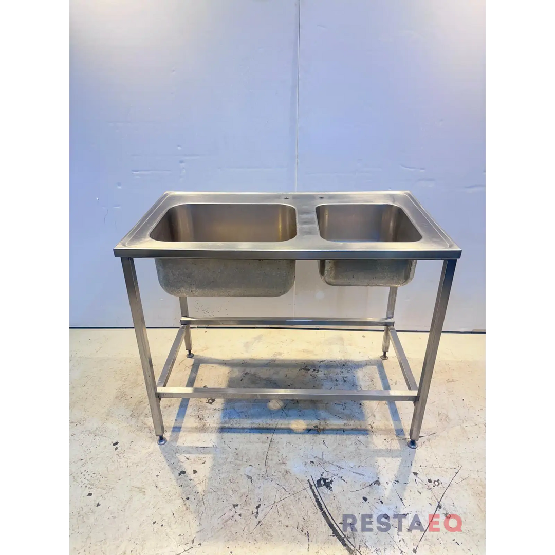 RST- allaspöytä kahdella altaalla 1100 - RestaEQ