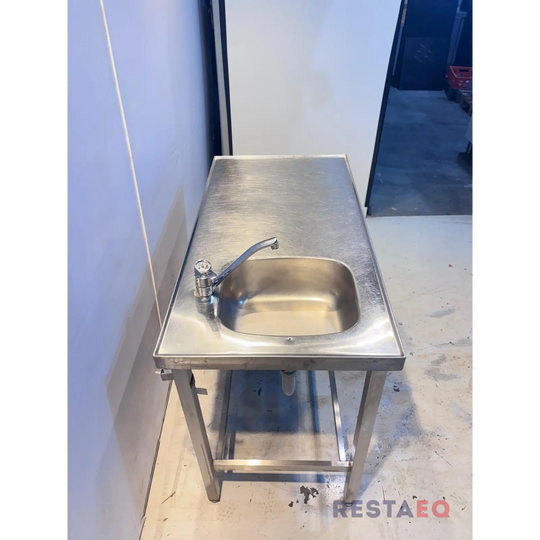 RST-allaspöytä laatikolla 1200 - RestaEQ