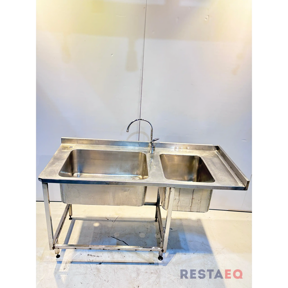 RST-allaspöytä tupla-altailla 1580 - RestaEQ