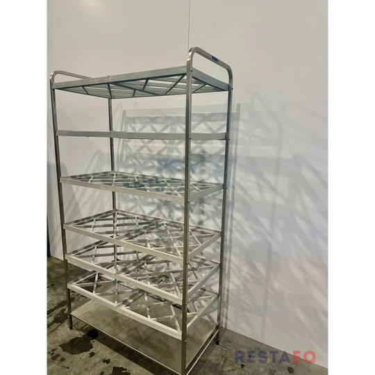 RST-astiakorihyllykkö muovisilla ritilähyllyillä