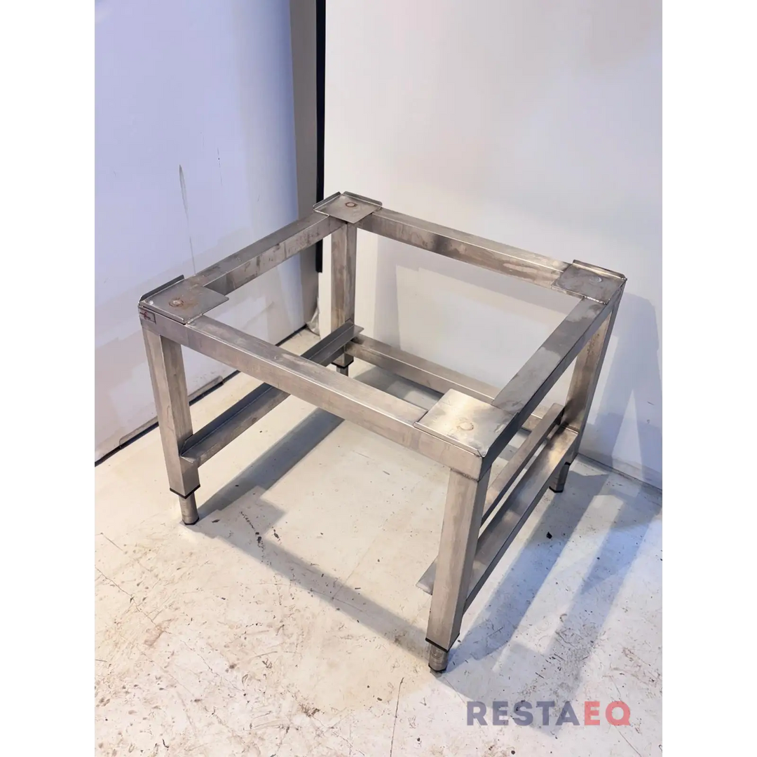 RST-astiapesukoneen aluspöytä 600 - RestaEQ