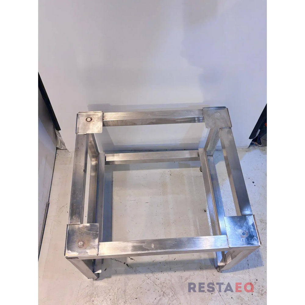 RST-astiapesukoneen aluspöytä 600 - RestaEQ