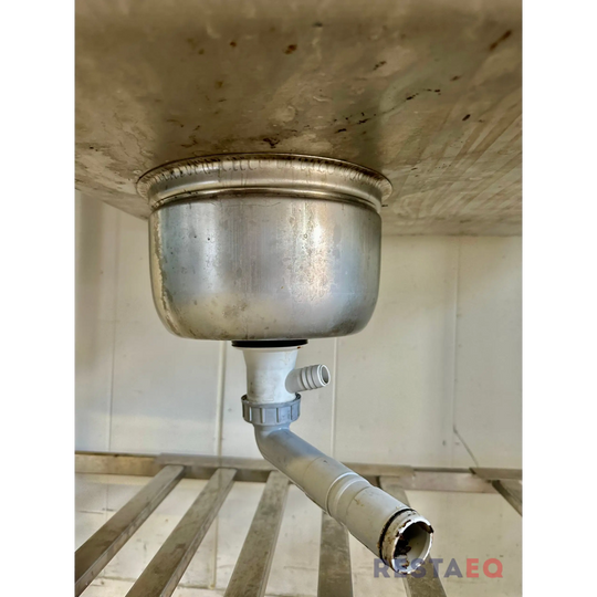 RST-esipesupöytä 1600 - Metos