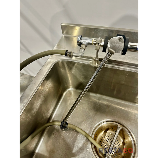 RST-esipesupöytä esipesuhanalla 1200 - Metos