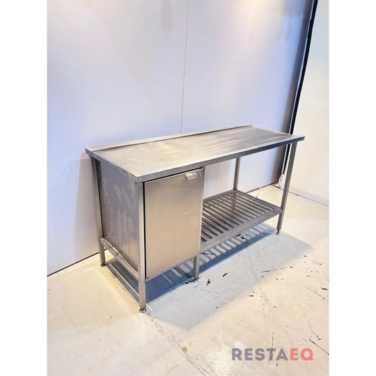 RST-jättöpöytä 1610 kaapilla - RestaEQ