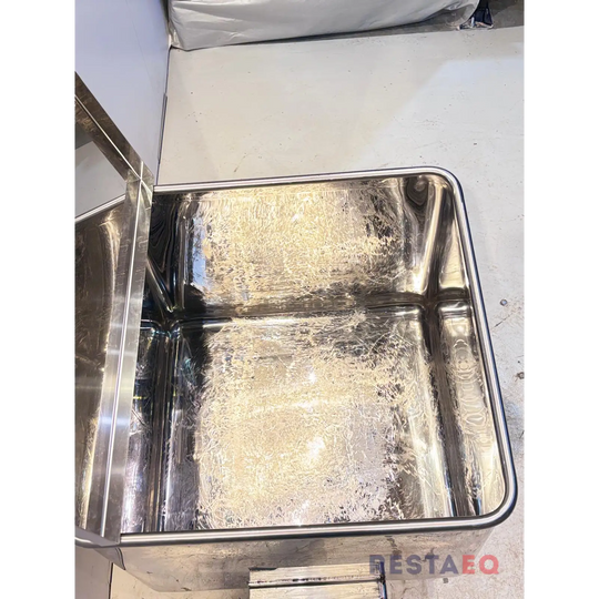 RST-jauhovaunu kannella - RestaEQ