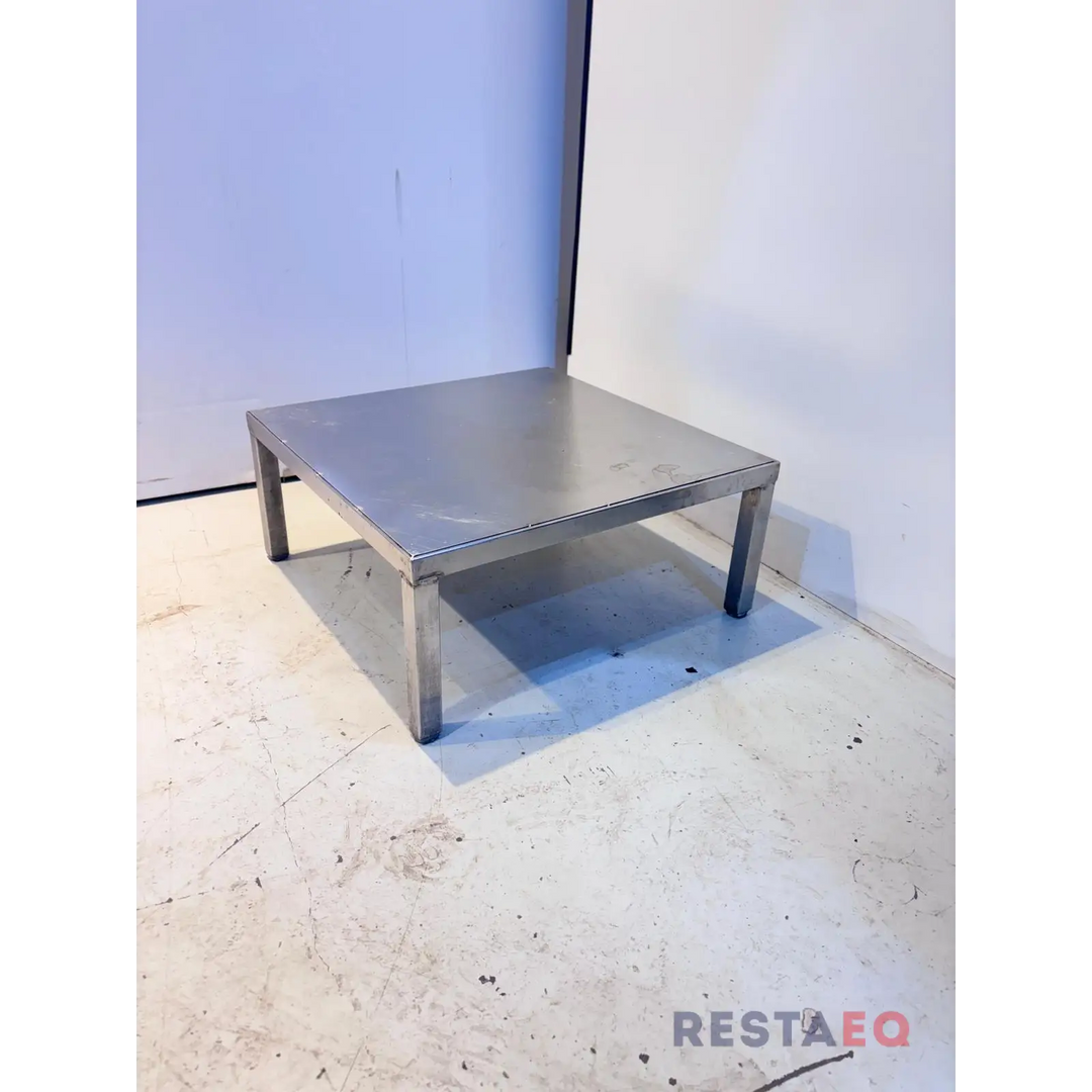 RST-laitepöytä 550 - RestaEQ