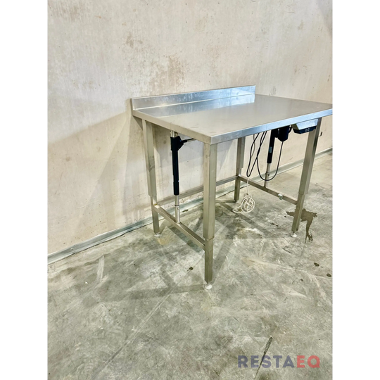 RST-pöytä 1000 sähkösäädöllä - Metos