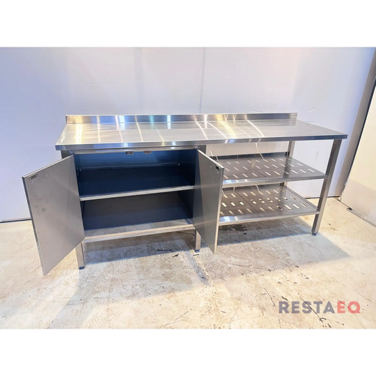 RST-pöytä kaapeilla 2000 - RestaEQ