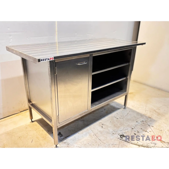 RST-pöytä kaapilla ja hyllyillä 1400 - RestaEQ