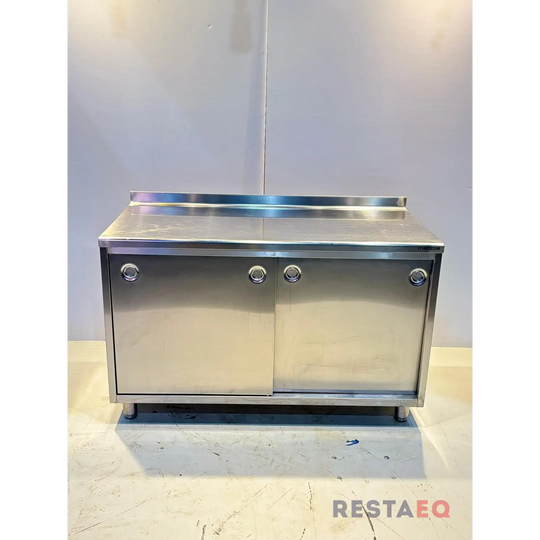 RST-pöytä kaapinovilla 1400 - Metos