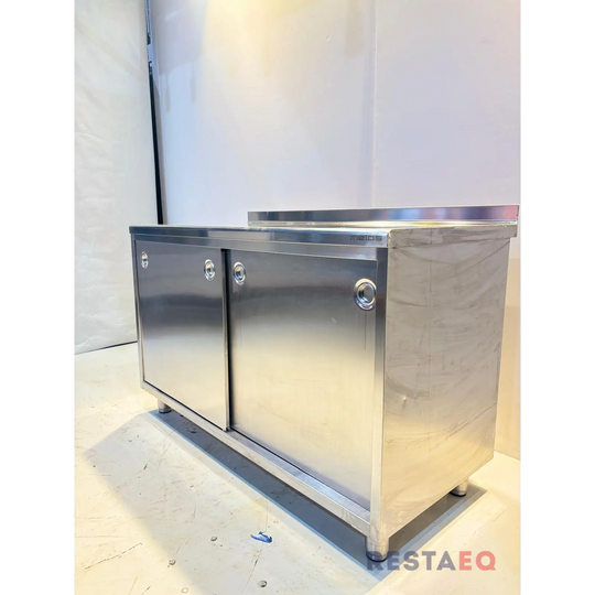 RST-pöytä kaapinovilla 1400 - Metos