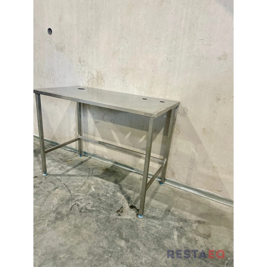 RST-pöytä valmiilla hanareijillä 1200 - RestaEQ