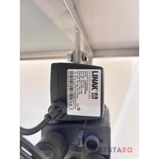 RST-sähkösäädettävä pöytä laatikostolla 2000 - Metos