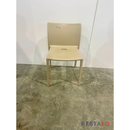 Sään kestävä erittäin tukeva tuoli Magis Air - Air Chair