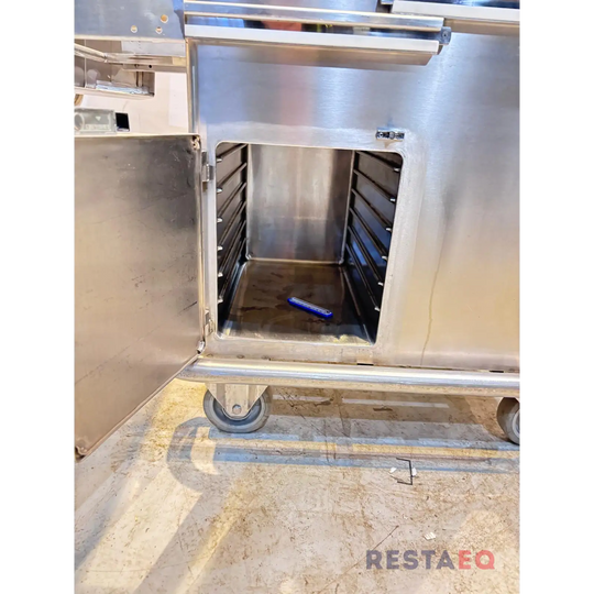 Siirrettävä kylmä ja lämmintarjoiluyksikkö pyörillä. - Metos