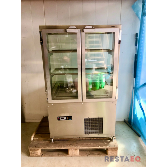 Vankkarakenteinen vitriini/lasikko Norpe 900 palvelumalli -