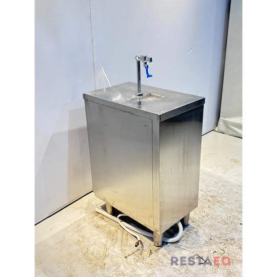 Vesiannosteluautomaatti - Metos