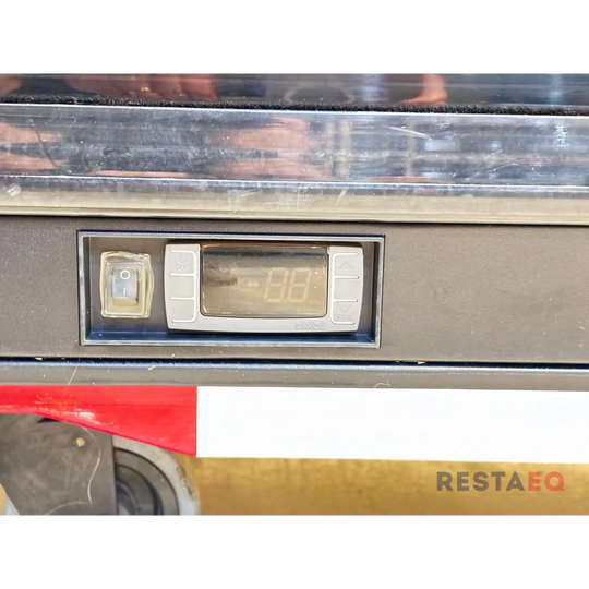 Vitriini suorilla laseilla 1600 - RestaEQ