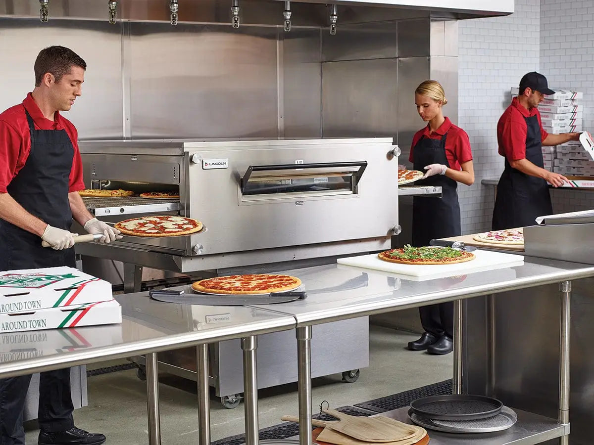Pizzauunit ja pizzanvalmistus