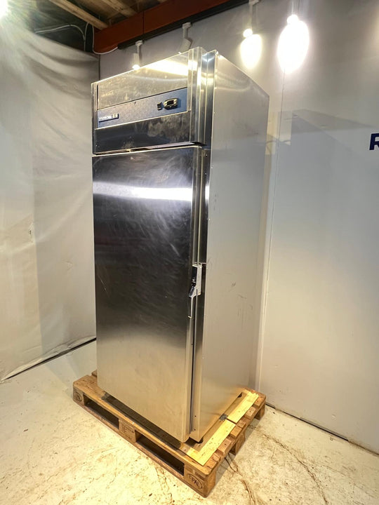 Frys Metos F700
