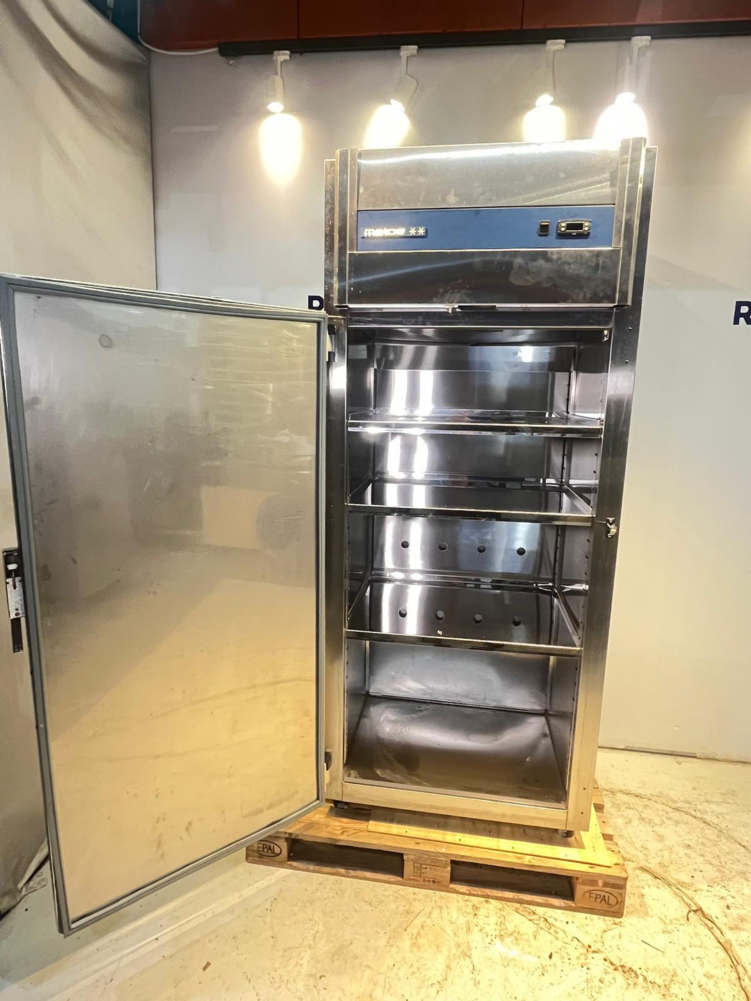 Frys Metos F700
