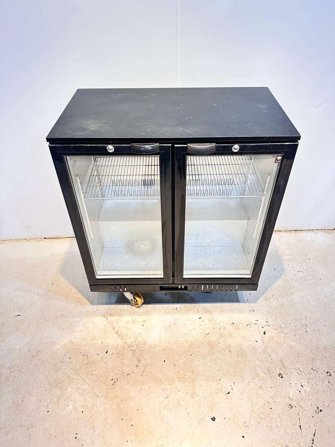 Tiskinaluslasiovijääkaappi AF90H