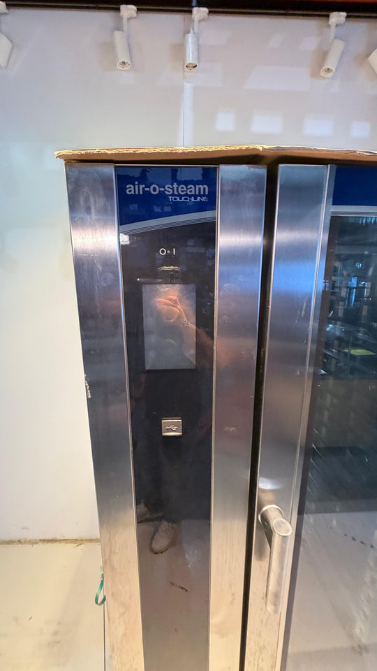 Electrolux monitoimiuuni AOS201ETH1 20-johteinen vaunulla