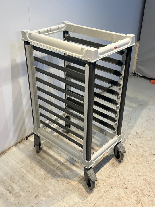 RST-vaunu GN-mitoituksella 1010