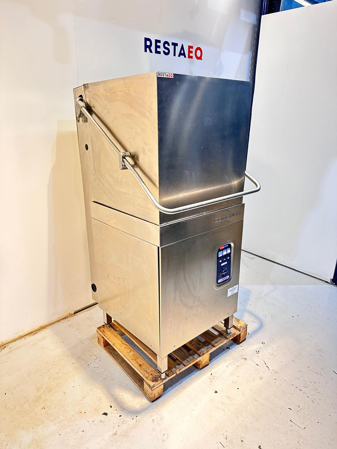 Kupuastianpesukone Comenda LC 900M