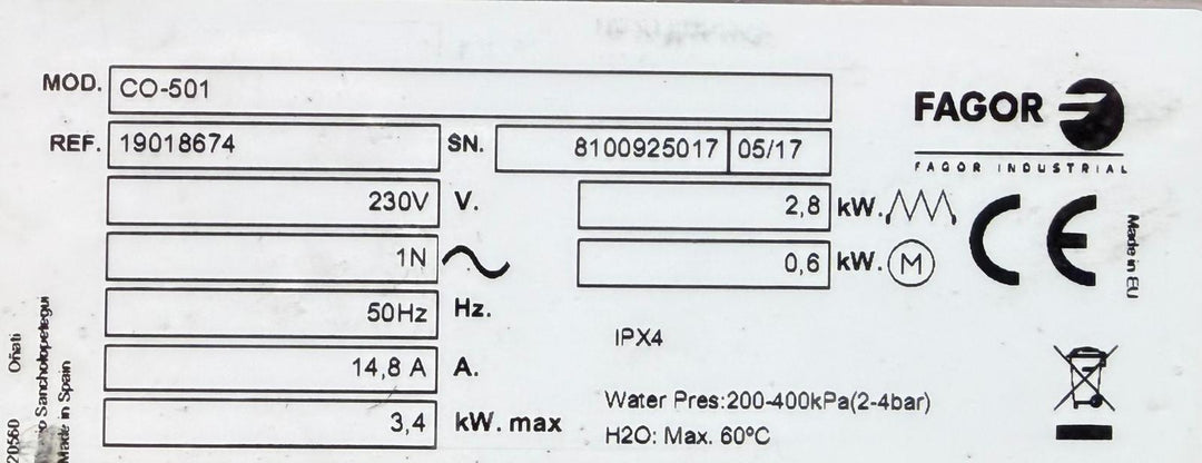 Luukkuastianpesukone Fagor CO-501