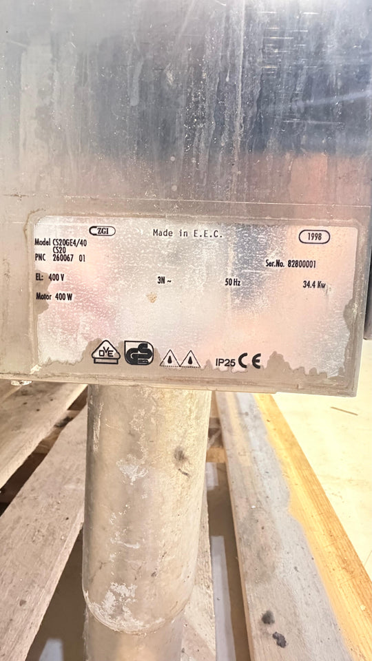 Monitoimiuuni CS20GE4/40