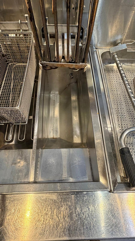 Frymaster automaattinostimilla ja suolauskaukkalolla FH217-4BLCSD