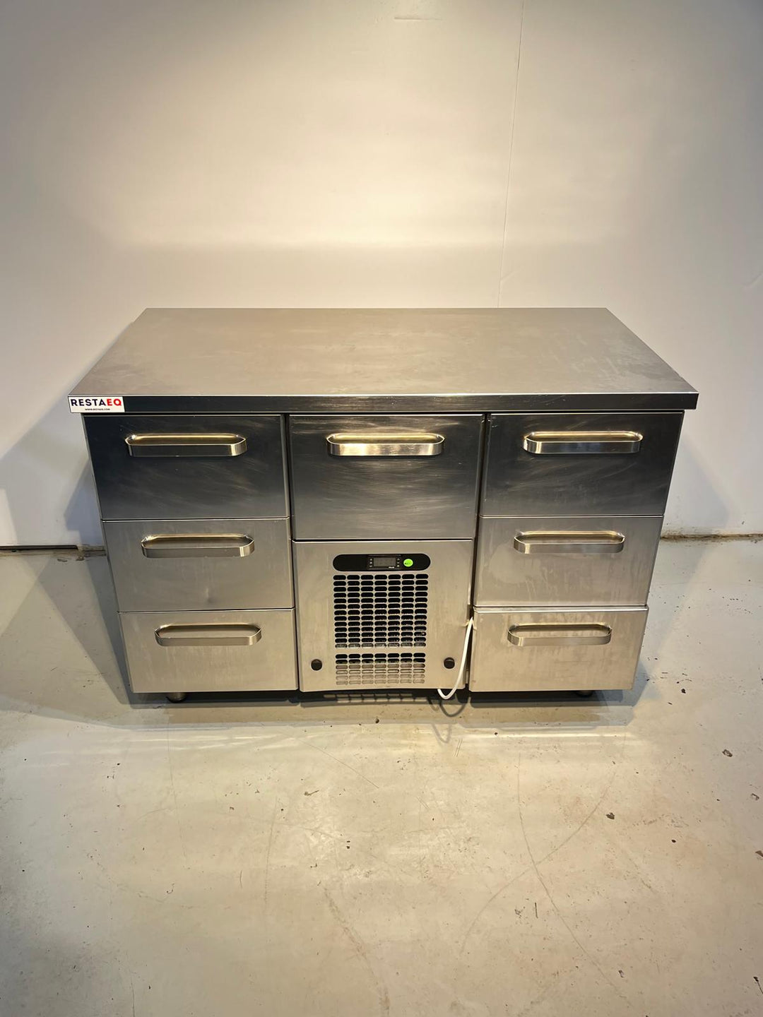 Kylmäverolaatikosto 1200 VLE 1207